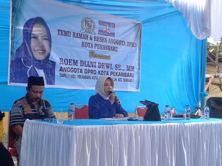 Roem Diani Dewi Reses di Kelurahan Jadi Rejo, Warga Minta Solusi Atasi Banjir   