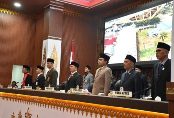 50 Anggota DPRD Pekanbaru Periode 2024-2029 Resmi Dilantik