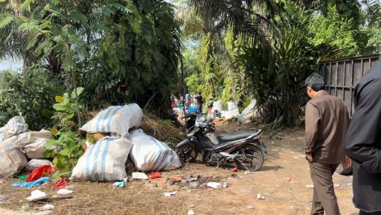 Keberadaan TPS di Jalan Siak 2 Diduga Ilegal, Komisi IV DPRD Pekanbaru Lakukan Sidak 